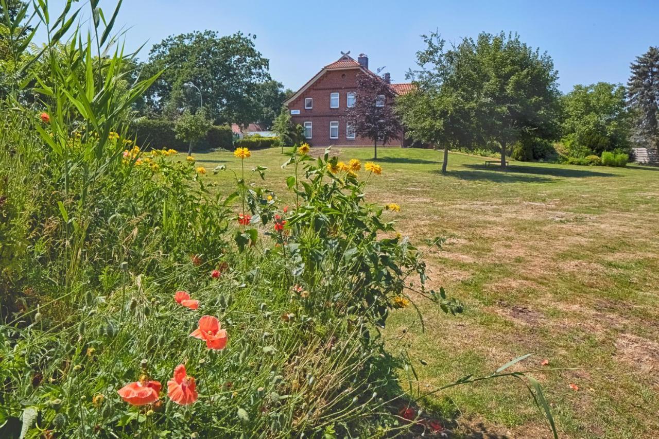 Elbhof Harnisch Hotel Bleckede Buitenkant foto